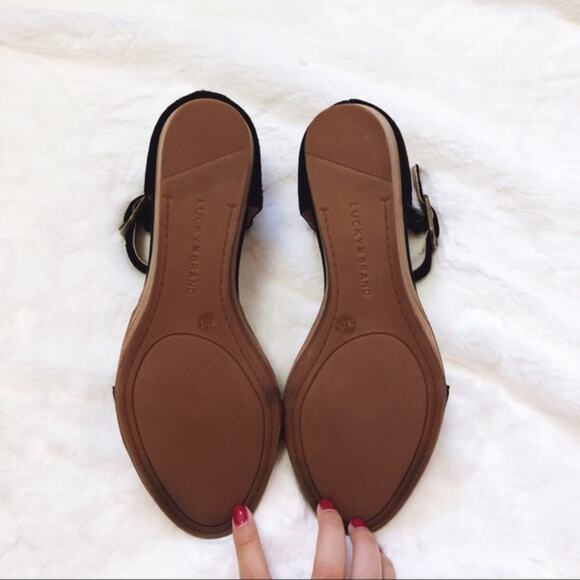 Lucky Brand Black Riamsee Wedge Sandals - Picture 6 of 7